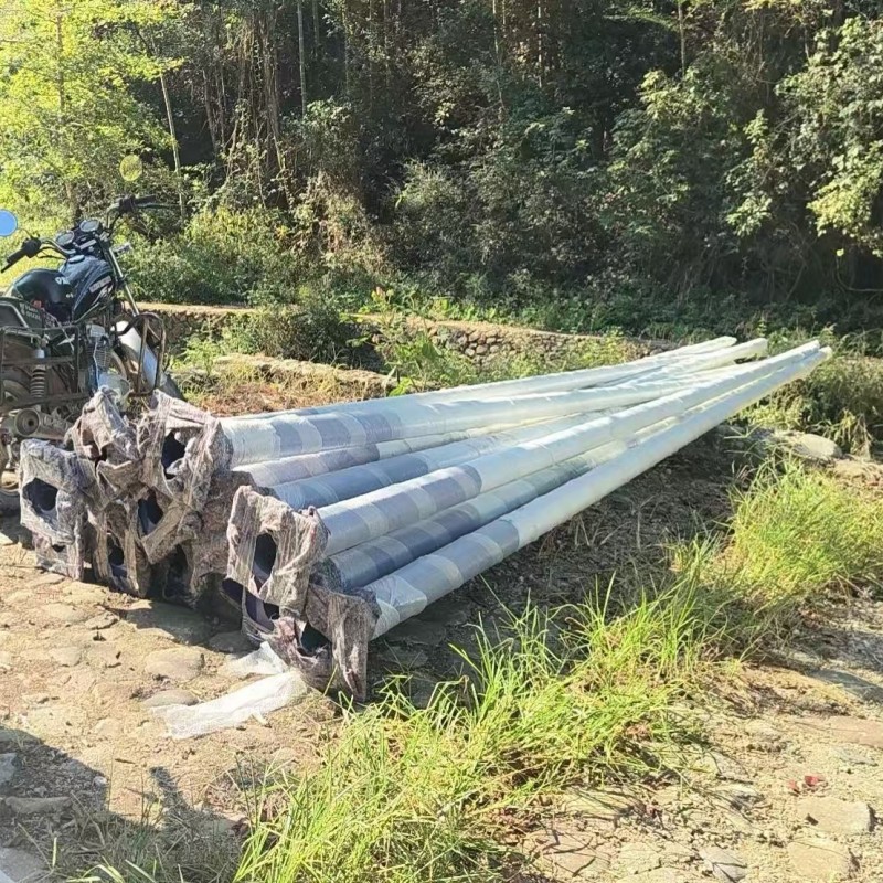 Outdoor Hot DIP Galvanized Steel 8m 12m Street Light Pole