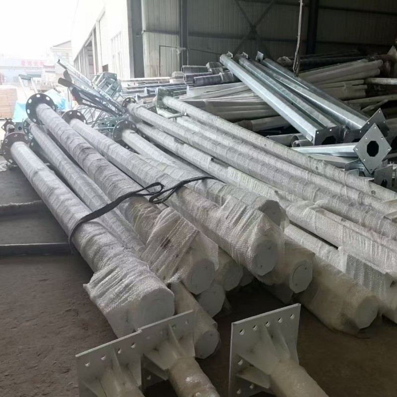 9m Hot-DIP Galvanized Steel Electric Lights Poles for Outdoor Street Lighting